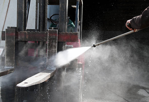 Best Warehouse Cleaning  in Batesville, MS